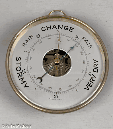 Vintage French Aneroid 8